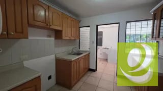 Casa Residencial en Venta en Z3 Jardines de las Dalias — Casa en Venta en Zona 3 Mixco, Guatemala, Ciudad — miniatura 9 de 12