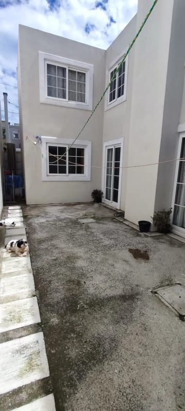 Casa en Venta Jardines de Arrazola KM 19.5 Fraijanes — Casa en Venta en Jardines de Arrazola, Carretera a El Salvador, Guatemala, Ciudad — foto 8 de 10