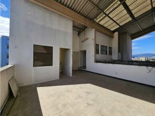 Edificio en Venta para Inversión — Edificio en Venta en Zona 10, Guatemala, Ciudad — miniatura 2 de 12