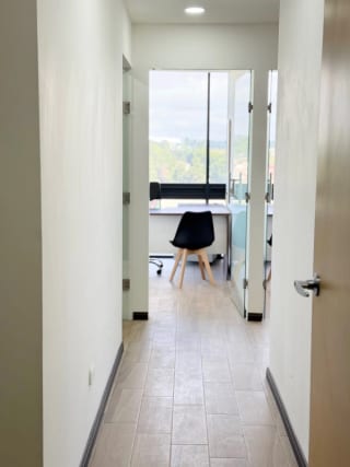 Clínica Médica con 3 despachos en venta en Carretera a El Salvador — Clínica en Venta en Carretera a El Salvador, Guatemala, Ciudad — miniatura 15 de 15