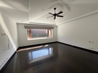 Casa Venta Condominio Exclusivo la Joya Zona 10, 4 Dormitorios, 440 Mts2 , 3.5 BAÑOS~4 Parqueos $1,000,000 Dolares — Casa en Venta en Zona 10, Guatemala, Ciudad — miniatura 6 de 11