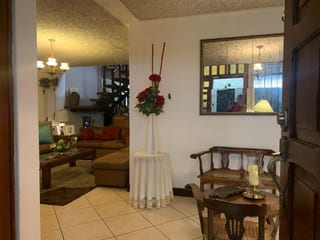 Linda Casa en Jardines de la Asuncion Sur Zona 5 — Casa en Venta en Jardines de La Asunción, Zona 5, Guatemala, Ciudad — miniatura 7 de 16