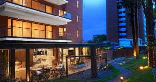 Edificio Lucca Zona 10 — Apartamento en Alquiler en Zona 10, Guatemala, Ciudad — miniatura 1 de 11