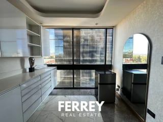 🏥 Clínica en Venta – Zona 10 — Oficina en Venta en Zona 10, Guatemala, Ciudad — miniatura 7 de 12