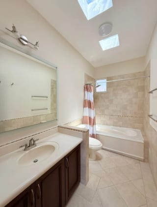 Vendo linda casa en Portal del Bosque Kms. 22.5 CAES — Casa en Venta en Portal del Bosque, Carretera a El Salvador, Guatemala, Ciudad — miniatura 13 de 17