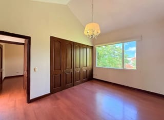 Vendo linda casa en Portal del Bosque Kms. 22.5 CAES — Casa en Venta en Portal del Bosque, Carretera a El Salvador, Guatemala, Ciudad — miniatura 9 de 17
