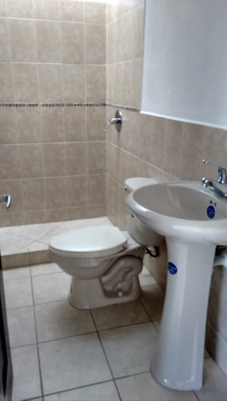 Venta amplia casa Km 30.5 Carr. El Salvador | Alamedas de Santo Domingo — Casa en Venta en Alamedas de Santo Domingo, Carretera a El Salvador, Guatemala, Ciudad — miniatura 10 de 16