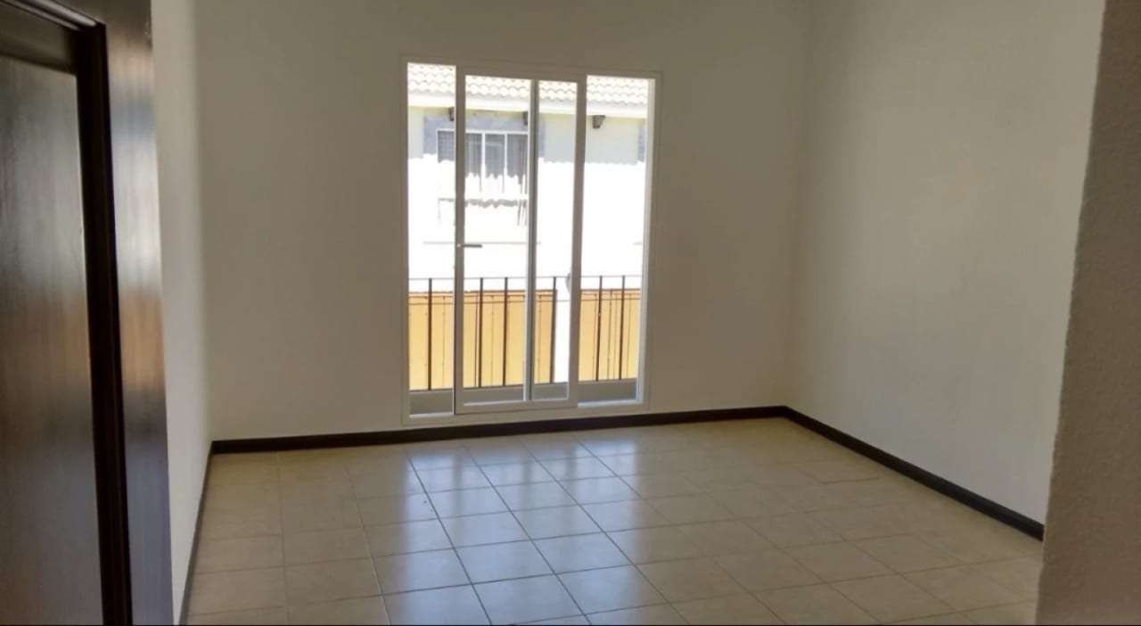Venta amplia casa Km 30.5 Carr. El Salvador | Alamedas de Santo Domingo — Casa en Venta en Alamedas de Santo Domingo, Carretera a El Salvador, Guatemala, Ciudad — foto 9 de 16