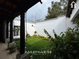 Casa Estilo Colonial C/ Jardin 2 Hab. / San Pedro las Huertas — Casa en Venta en San Pedro Las Huertas, Antigua, Sacatepéquez — miniatura 2 de 13