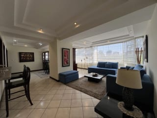 Renta amplio apartamento 3 Dormitorios | Milenia Zona 10 — Apartamento en Alquiler en Milenia, Zona 10, Guatemala, Ciudad — miniatura 4 de 17