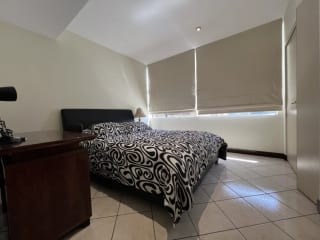 Renta amplio apartamento 3 Dormitorios | Milenia Zona 10 — Apartamento en Alquiler en Milenia, Zona 10, Guatemala, Ciudad — miniatura 10 de 17