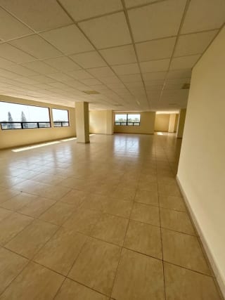 Se renta oficina en zona 13 — Oficina en Alquiler en Zona 13, Guatemala, Ciudad — miniatura 1 de 11