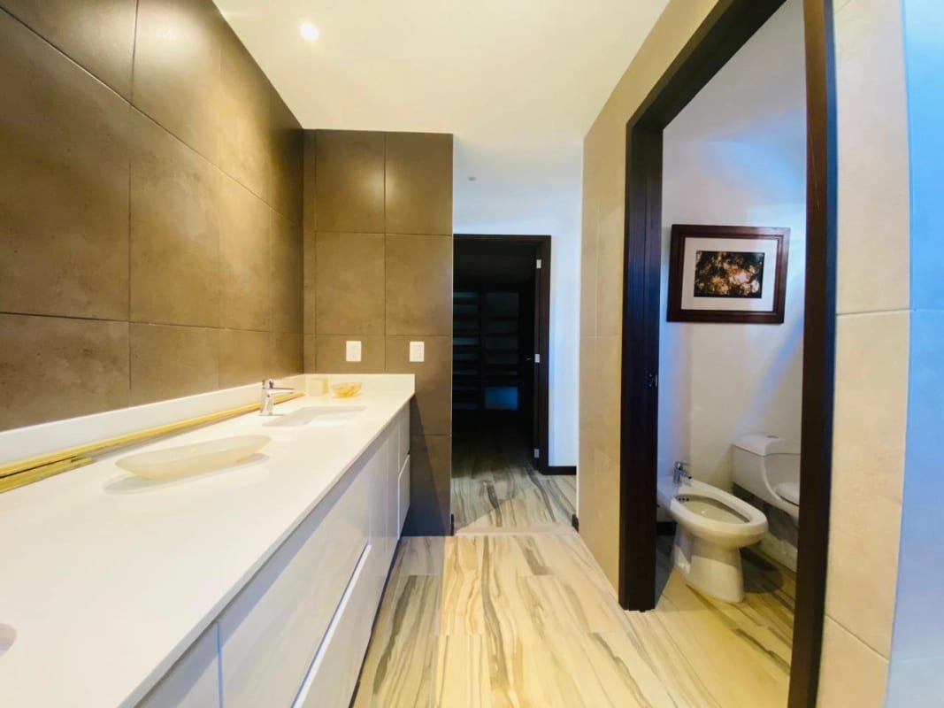 Exclusivo Apartamento Zona 14 — Apartamento en Venta en Zona 14, Guatemala, Ciudad — foto 6 de 8