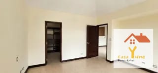 Casa en venta zona 16 Ensenada de San Isidro — Casa en Venta en Ensenada de San Isidro, Zona 16, Guatemala, Ciudad — miniatura 2 de 17