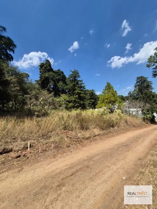 Terreno de Esquina el Encinal, Zona 7 Mixco — Terreno en Venta en El Encinal, Zona 7 Mixco, Guatemala, Ciudad — foto 3 de 4