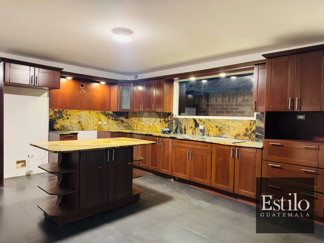 Casa en Venta Condominio Colinas de Castel — Casa en Venta en Colinas de Castel, Carretera a El Salvador, Guatemala, Ciudad — foto 6 de 12