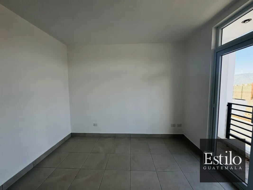Hermosa Casa en Venta Hacienda las Mercedes — Casa en Venta en San José Pinula, Guatemala, Ciudad — foto 6 de 12