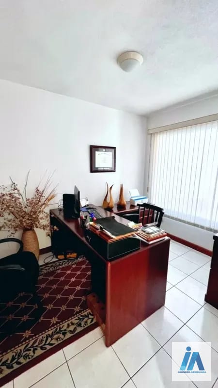 CASA EN VENTA📍Área residencial, Zona 15 por San Lázaro | Fuera de garita — Casa en Venta en Zona 15, Guatemala, Ciudad — foto 10 de 14