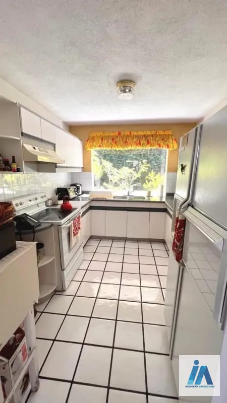 CASA EN VENTA📍Área residencial, Zona 15 por San Lázaro | Fuera de garita — Casa en Venta en Zona 15, Guatemala, Ciudad — foto 7 de 14