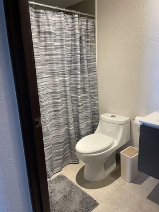 Venta de Apartamento en Zona 07 Parque Mateo 2 Dormitorios Ideal Vivienda o Airbnb con o Sin Muebles — Apartamento en Venta en Parque Mateo, Zona 7, Guatemala, Ciudad — miniatura 11 de 13