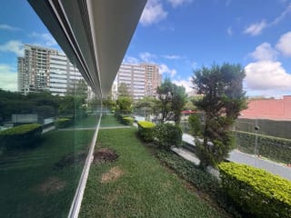 Oficina en Alquiler / Venta | Edificio Pialé | Zona 10 | Con terraza y jardín — Oficina en Venta en Pialé, Zona 10, Guatemala, Ciudad — miniatura 6 de 7