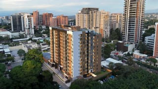 Apartamentos en Zona 10 (Opción 3) — Apartamento en Alquiler en Zona 10, Guatemala, Ciudad — miniatura 3 de 3