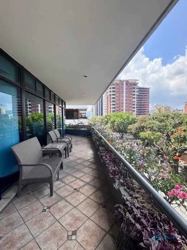 Apartamento en Alquiler o Venta en Zona 14 — Apartamento en Venta en Zona 14, Guatemala, Ciudad — foto 15 de 17