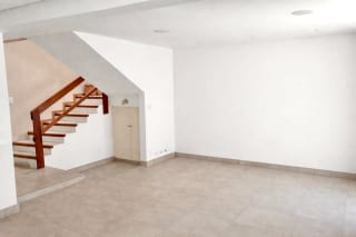 Linda Casa Remodelada en Zona 13 — Casa en Alquiler en Zona 13, Guatemala, Ciudad — miniatura 4 de 5