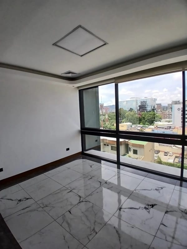 Clínica u Oficina en Renta — Clínica en Alquiler en Zona 10, Guatemala, Ciudad — foto 1 de 10