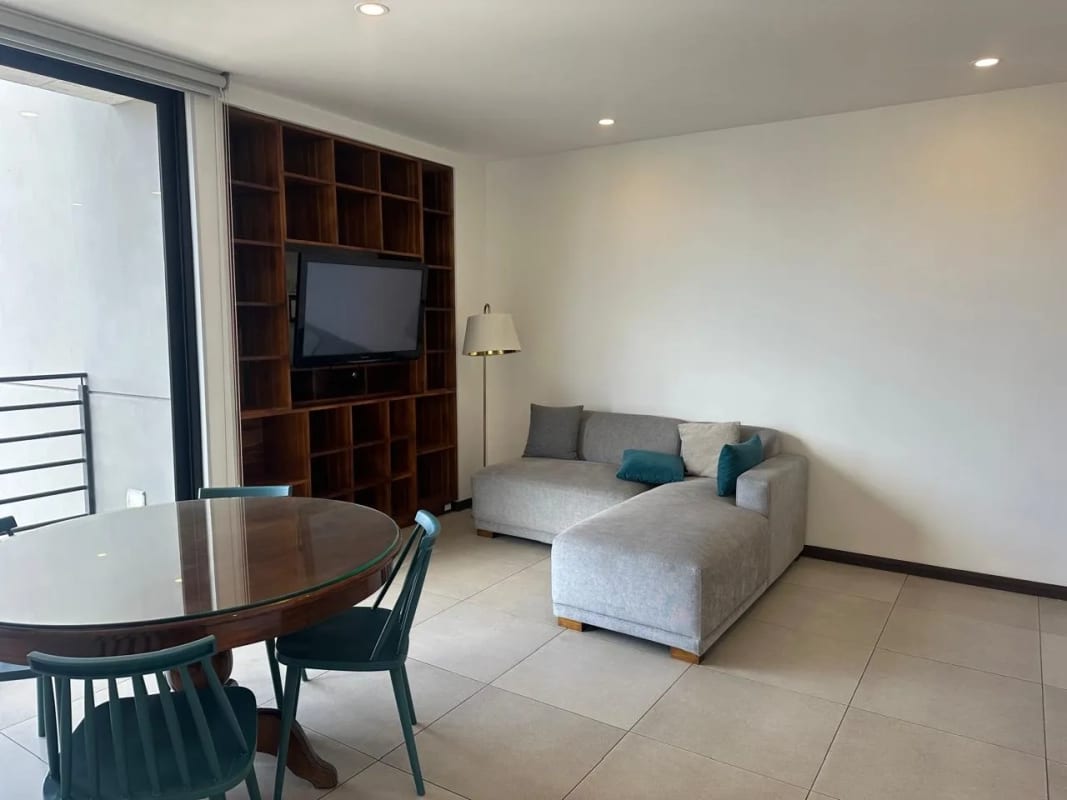 Apartamento Semi-Amueblado en Venta Zona 10 codigo.DA36120 — Apartamento en Venta en Zona 10, Guatemala, Ciudad — foto 13 de 17