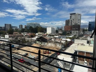 Apartamento Semi-Amueblado en Venta Zona 10 codigo.DA36120 — Apartamento en Venta en Zona 10, Guatemala, Ciudad — miniatura 5 de 17
