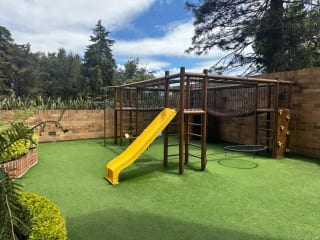 Apartamento Semi-Amueblado en Venta Zona 10 codigo.DA36120 — Apartamento en Venta en Zona 10, Guatemala, Ciudad — miniatura 3 de 17