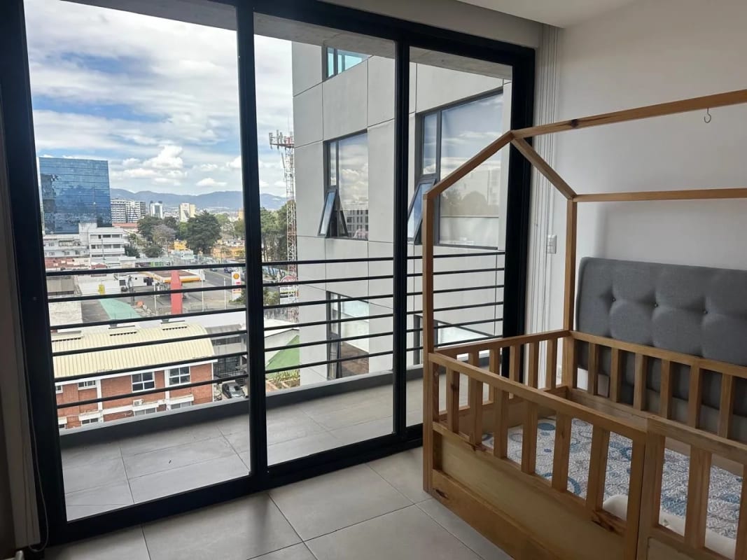 Apartamento Semi-Amueblado en Venta Zona 10 codigo.DA36120 — Apartamento en Venta en Zona 10, Guatemala, Ciudad — foto 2 de 17