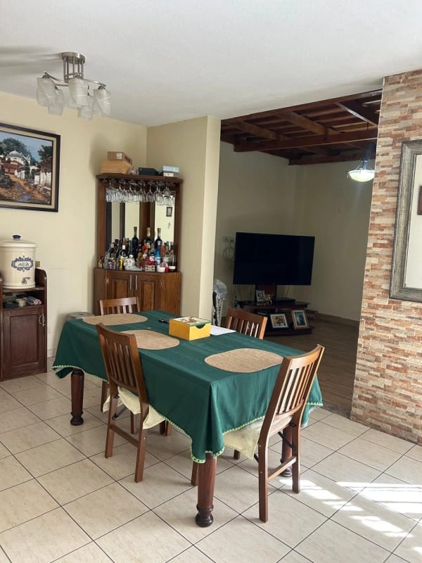 Casa en Venta Condominio Altos del Encinal, Zona 7 de Mixco — Casa en Venta en Zona 7 Mixco, Guatemala, Ciudad — foto 1 de 11
