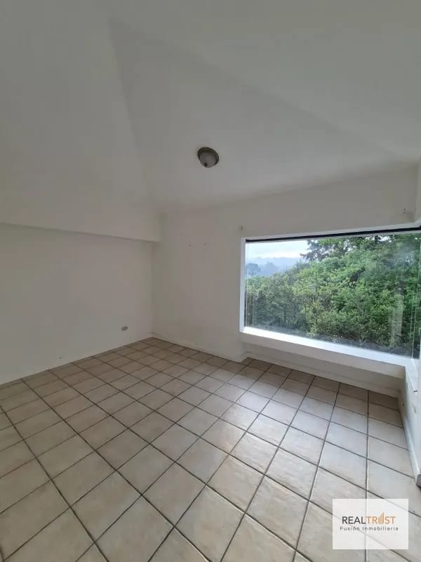 En Venta Townhouse KM 15 Carretera al Salvador, Frente a Condado Concepción — Casa en Venta en km 11-15, Carretera a El Salvador, Guatemala, Ciudad — foto 11 de 17