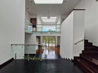 Amplia casa en Las Cumbres zona 16 — Casa en Venta en Las Cumbres, Zona 16, Guatemala, Ciudad — miniatura 12 de 17