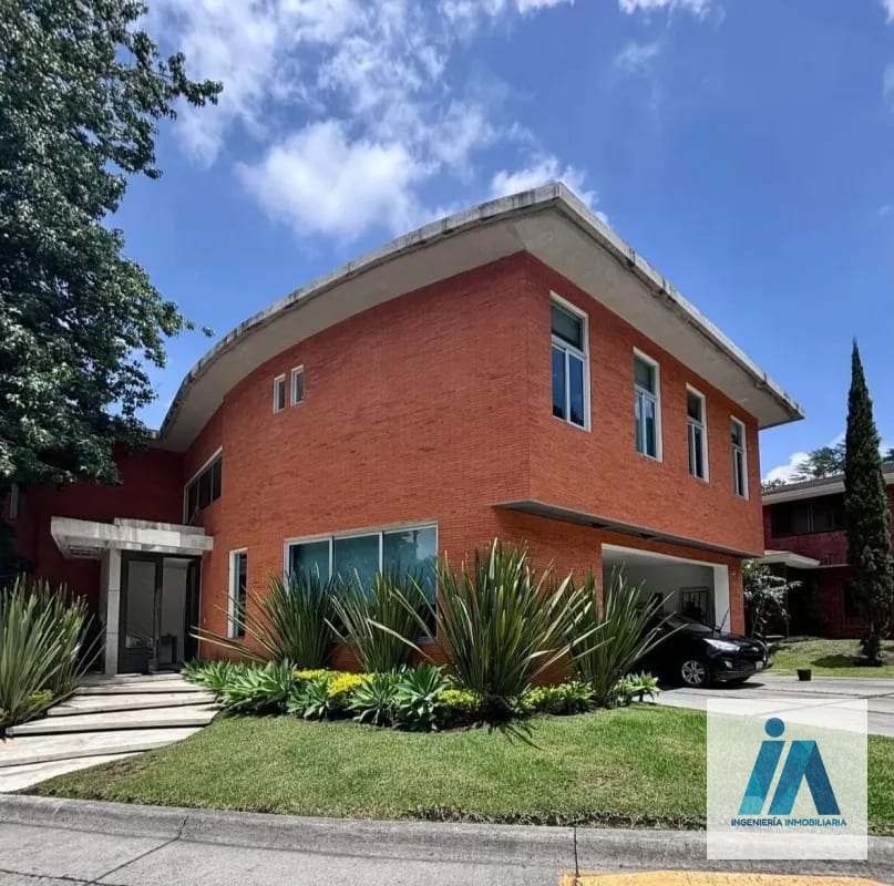 CASA MODERNA EN VENTA📍Condominio Las Luces, Km 13.5, Carretera a El Salvador — Casa en Venta en Carretera a El Salvador, Guatemala, Ciudad — foto 1 de 17