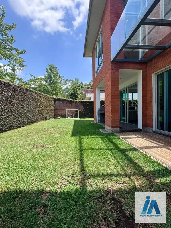 CASA MODERNA EN VENTA📍Condominio Las Luces, Km 13.5, Carretera a El Salvador — Casa en Venta en Carretera a El Salvador, Guatemala, Ciudad — foto 17 de 17