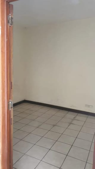 Casa en Venta Zona 4, a una de Cuadra de 4º Norte — Casa en Venta en Zona 4, Guatemala, Ciudad — miniatura 14 de 17