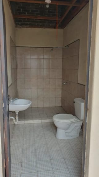 Casa en Venta Zona 4, a una de Cuadra de 4º Norte — Casa en Venta en Zona 4, Guatemala, Ciudad — miniatura 5 de 17