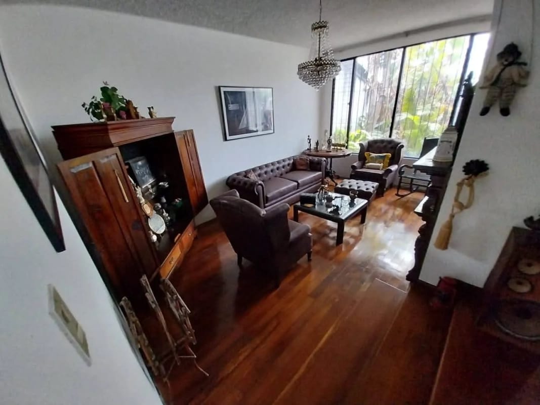 Casa en Venta en la Montaña Zona 16 Adentro de Garita — Casa en Venta en La Montaña, Zona 16, Guatemala, Ciudad — foto 1 de 8