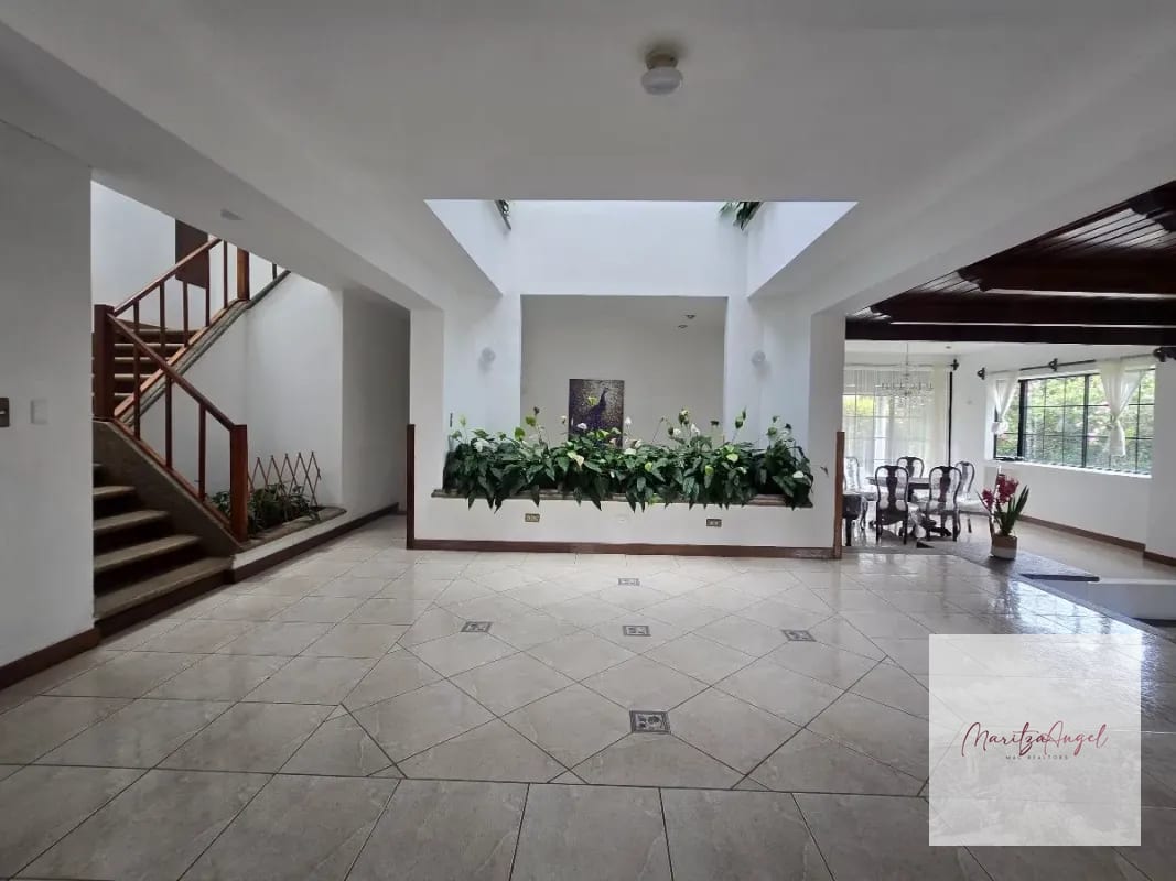 Alquiler de Casa en Zona 16 — Casa en Alquiler en La Montaña, Zona 16, Guatemala, Ciudad — foto 4 de 8