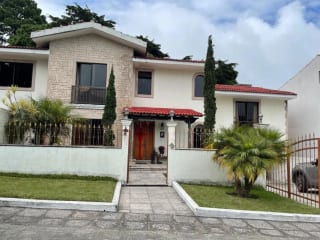 Casa en Venta Km 18.5 por Sporta — Casa en Venta en Carretera a El Salvador, Guatemala, Ciudad — miniatura 1 de 7