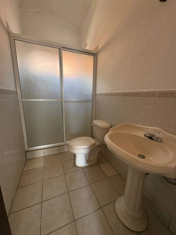 Propiedad en Venta km 19.5 CES atrás de Pricesmart — Casa en Venta en Carretera a El Salvador, Guatemala, Ciudad — foto 13 de 16