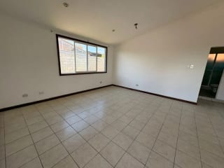 Propiedad en Venta km 19.5 CES atrás de Pricesmart — Casa en Venta en Carretera a El Salvador, Guatemala, Ciudad — miniatura 5 de 16