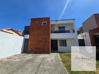 Venta de Casa en Residenciales San Antonio KM18 Carretera a el Salvador — Casa en Venta en San Antonio, Carretera a El Salvador, Guatemala, Ciudad — miniatura 1 de 11