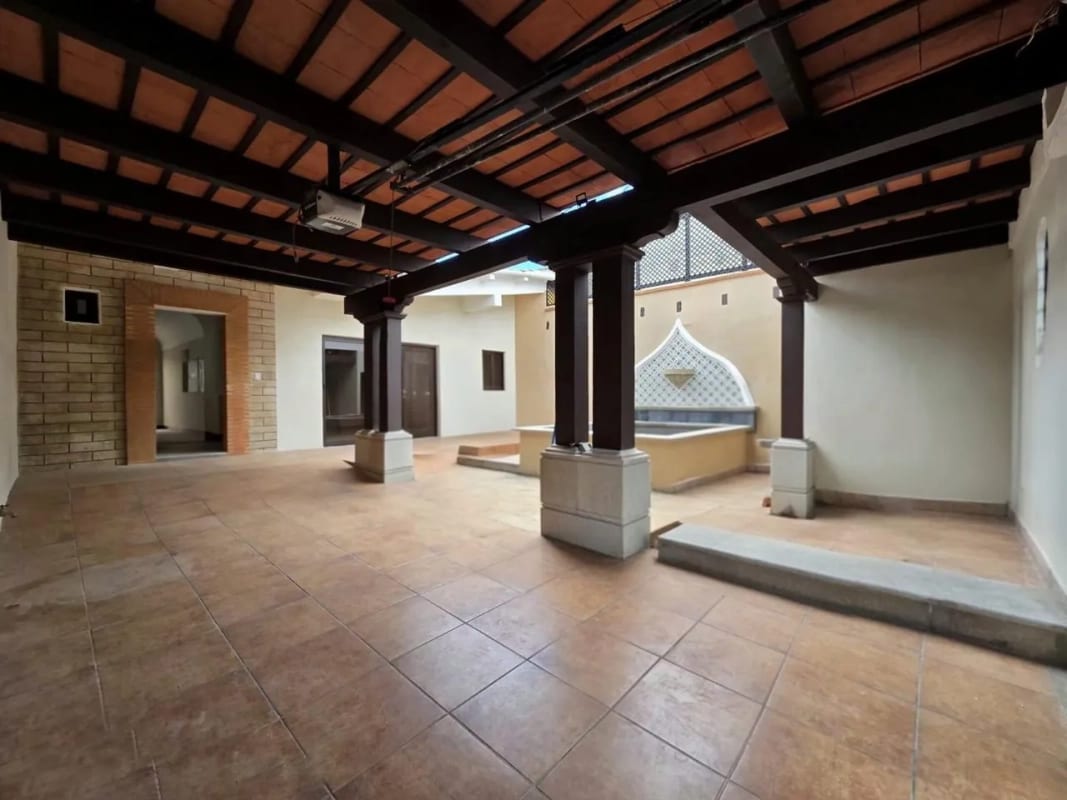 Preciosa Casa a la Venta a Pocos Pasos del Nuevo Centro Comercial Telares — Casa en Venta en Antigua, Sacatepéquez — foto 1 de 4