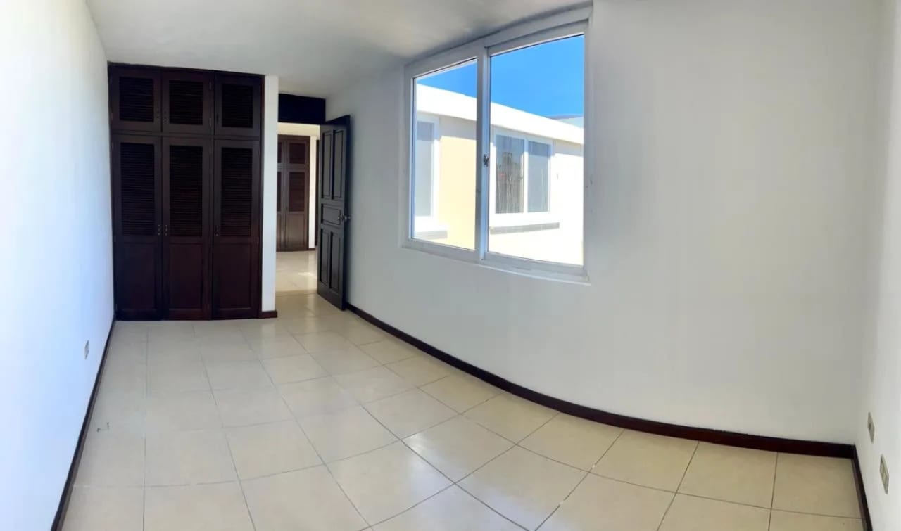Casa en Venta, Residenciales Santa Mónica VI, Km 16.5 Carretera a El Salvador — Casa en Venta en Carretera a El Salvador, Guatemala, Ciudad — foto 4 de 17