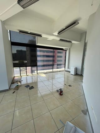 Oficina en Venta - Edificio Design Center - Zona 10 — Oficina en Venta en Design Center, Zona 10, Guatemala, Ciudad — miniatura 8 de 12