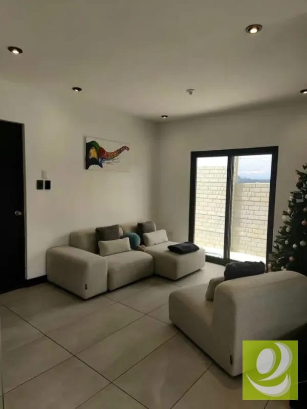 En Venta Casa en Lo de Valdez San Jose Pinula — Casa en Venta en San José Pinula, Guatemala, Ciudad — foto 1 de 9